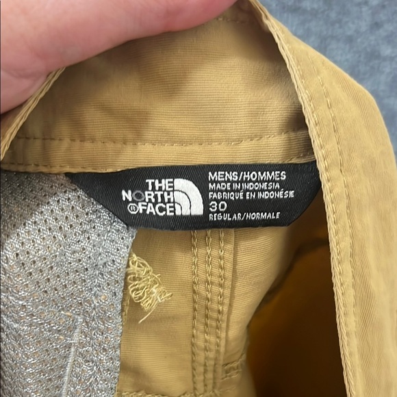 The North Face Outdoor Shorts, Men’s Size 30 - Picture 7 of 7